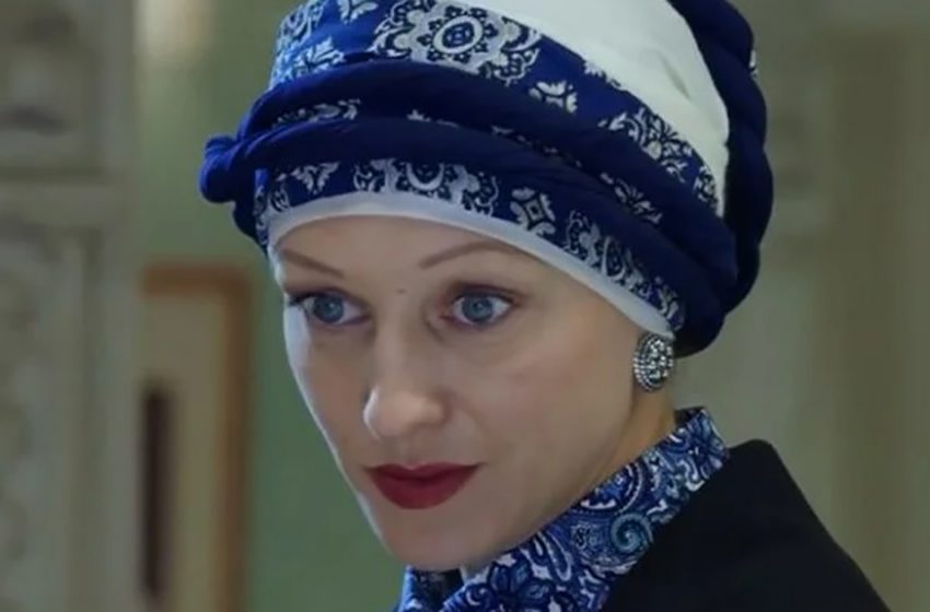  С чистого листа. Почему Елена Морозова отказалась от своего старого имени и как на самом деле зовут загадочную актрису?