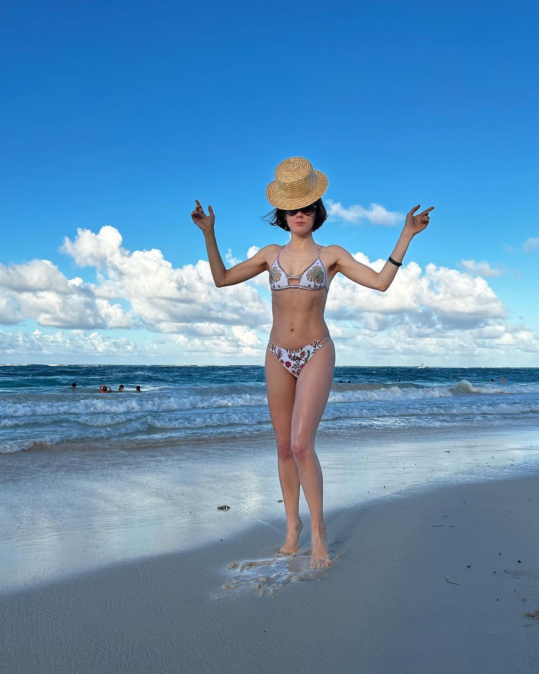 Екатерина шпица на пляже