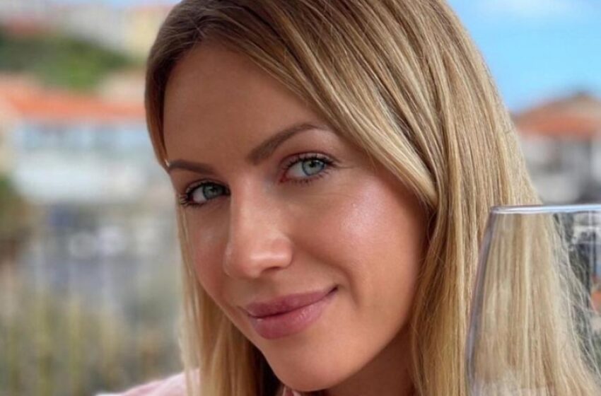  «Сказала «да»»: Леся Никтюк показала кольцо с бриллиантом на безымянном пальце