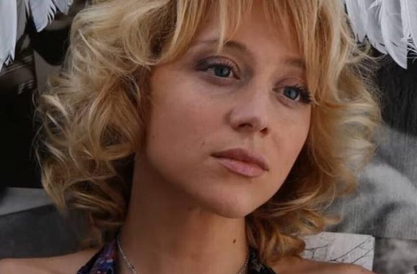 Сделала губы, зубы и нос. Как сегодня выглядит 51-летняя актриса Дарья Волга?