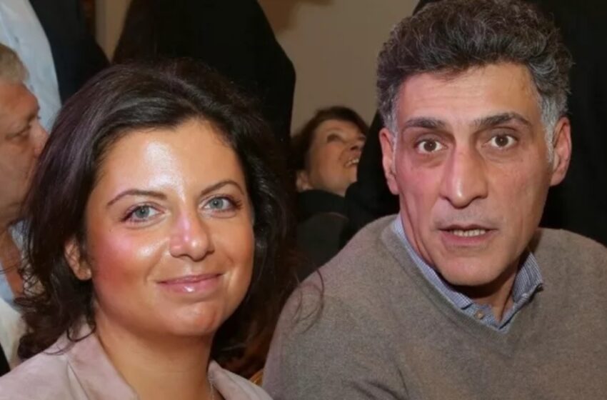 «Мать Кеосаяна – настоящая аристократка»: Симоньян показала на совместном фото мать и свекровь