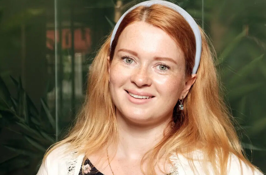 Давно доказала: счастье в семье — это ее главная роль. Екатерина Копанова, ее муж и четверо детей