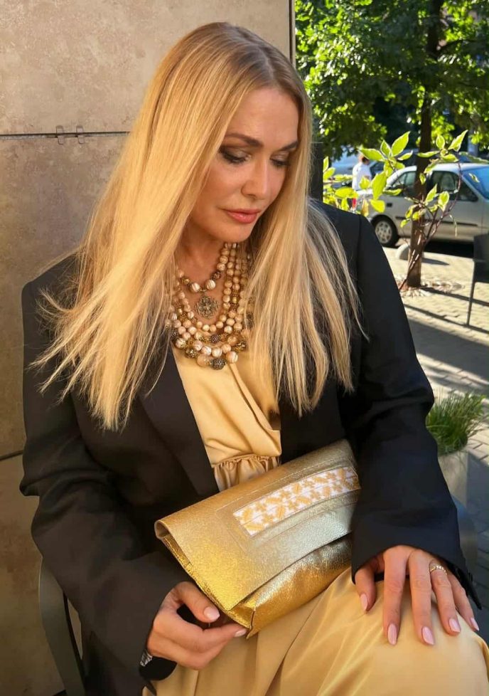 Навестила первого мужа по просьбе дочери. Сумская показала кадры бывшего, от которого сбежала к нынешнему
