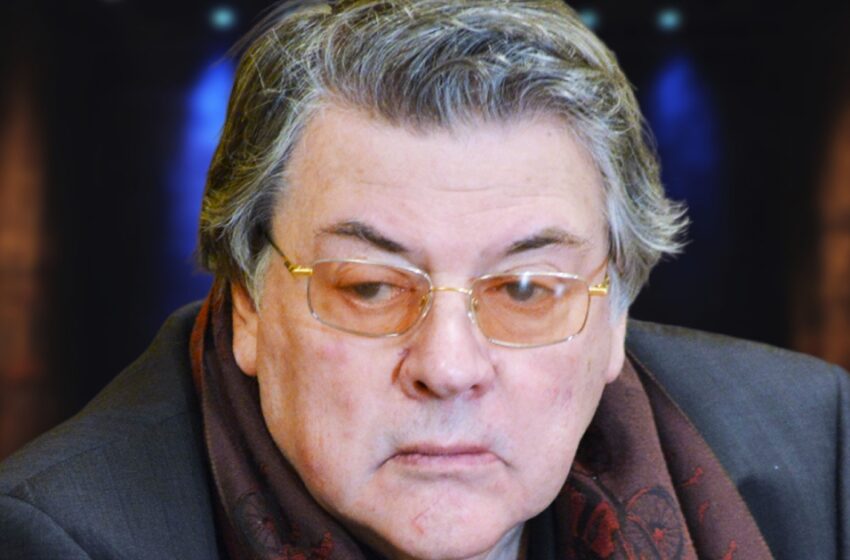  «Как-то бедненько»: Поклонники не оценили памятник на пристанище Александра Ширвиндта