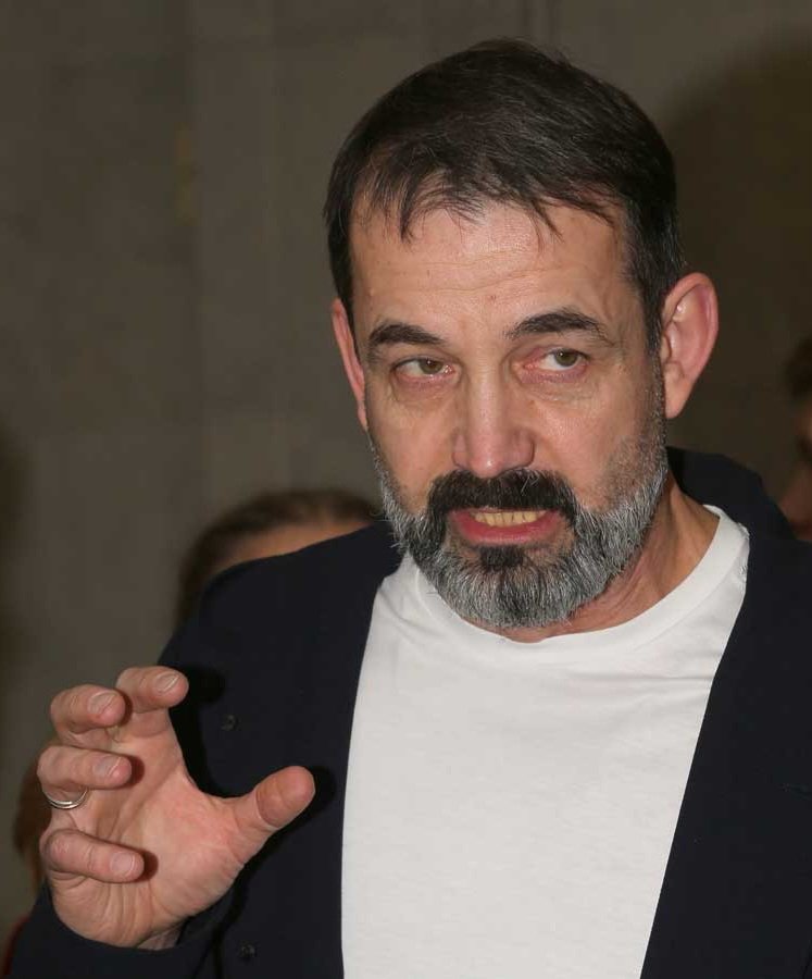 «Назвал Киркорова мерзостью, а теперь делает вид, что не знает его?» Певцов и Филипп публично сцепились из-за скандального «Гамлета»