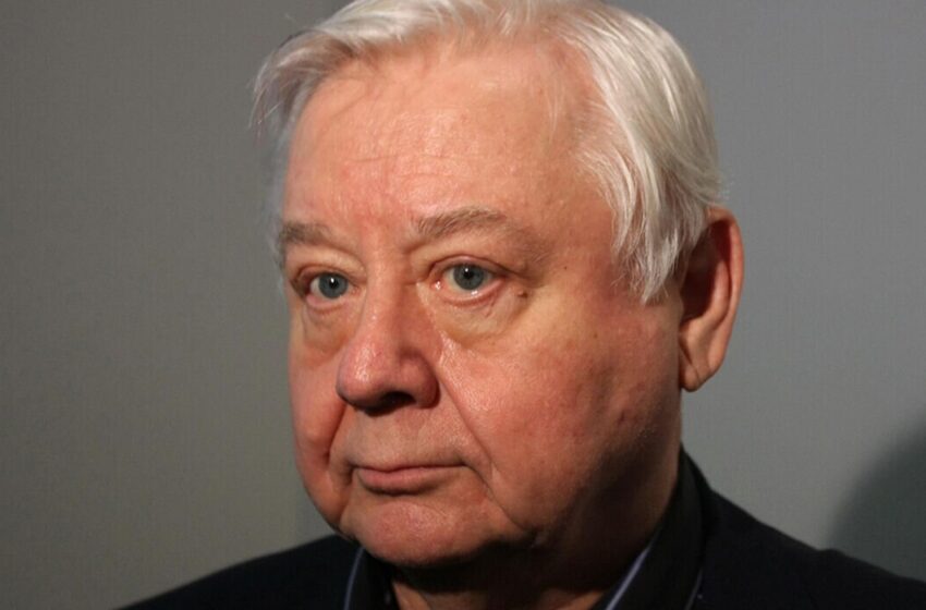  Потерял бизнес, уехал во Францию и начал жизнь заново. Почему сын известного актера отказался от славы?